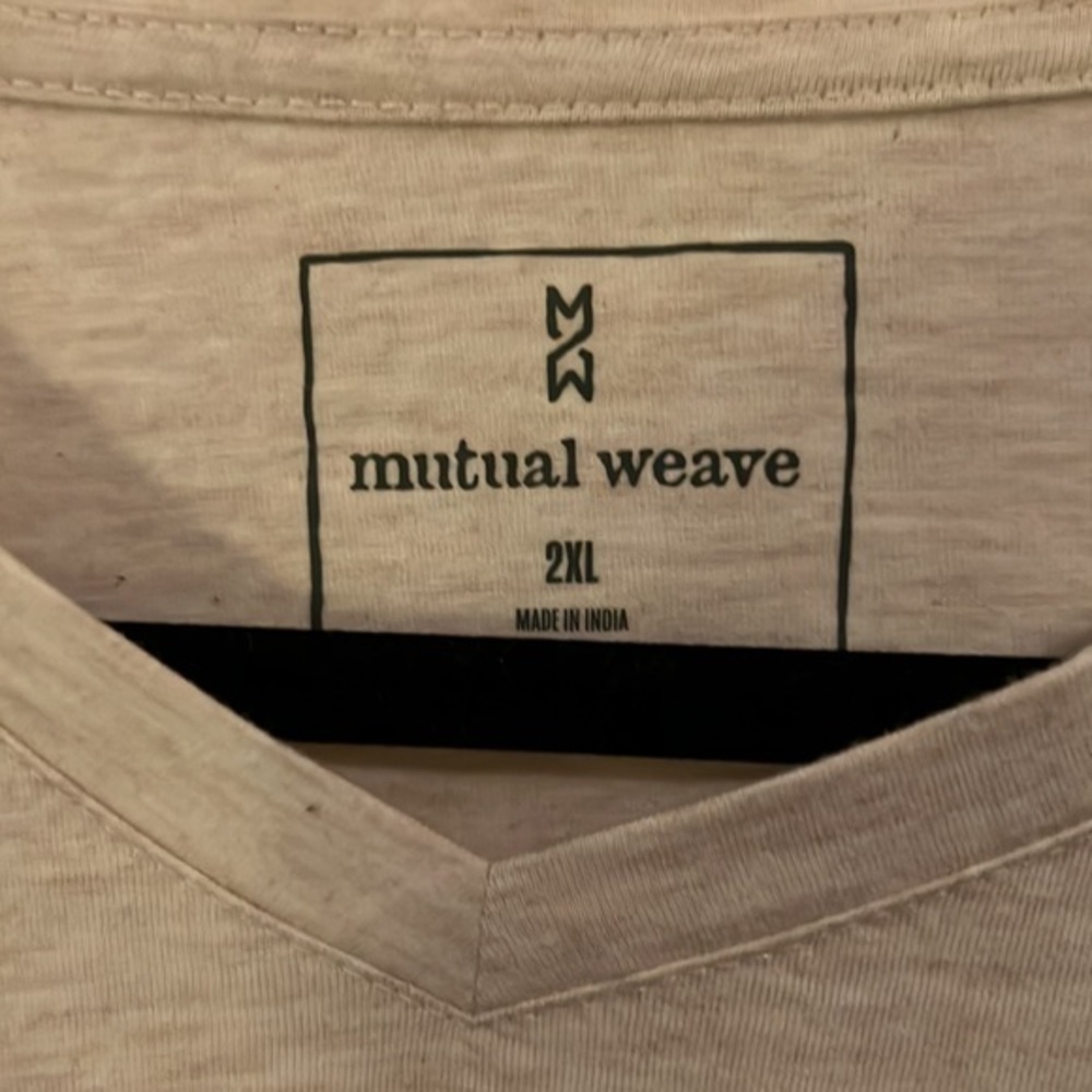 NWT Mutual Weave Short Sleeve V-Neck Shirt Men's 2XL Oatmeal Heather - Picture 3 of 8
